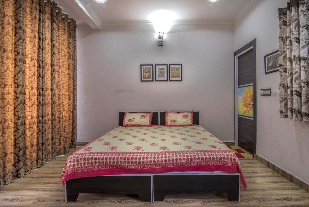 Tuk Tuk Homestay Agra  Exterior foto